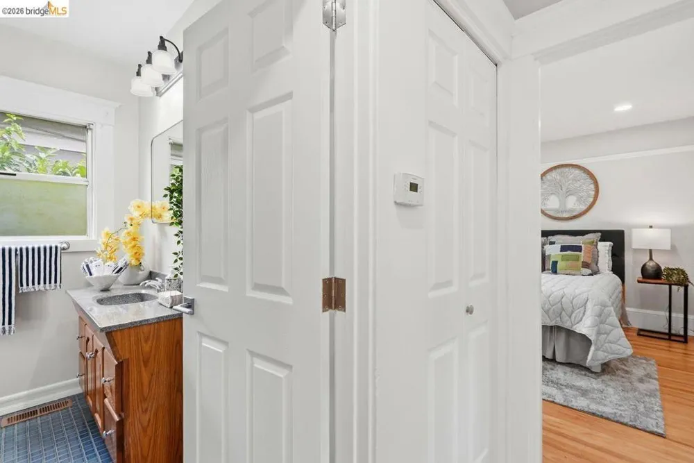 2840 Stanton St Berkeley, CA 94702