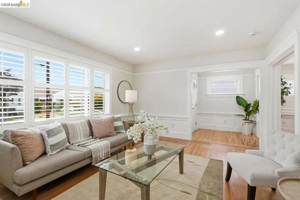 2840 Stanton St Berkeley, CA 94702
