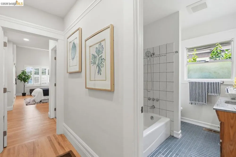 2840 Stanton St Berkeley, CA 94702