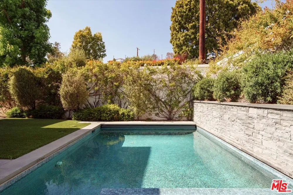 14750 Bestor Boulevard Pacific Palisades, CA 90272