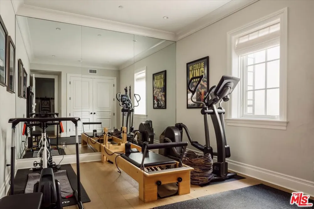 14750 Bestor Boulevard Pacific Palisades, CA 90272