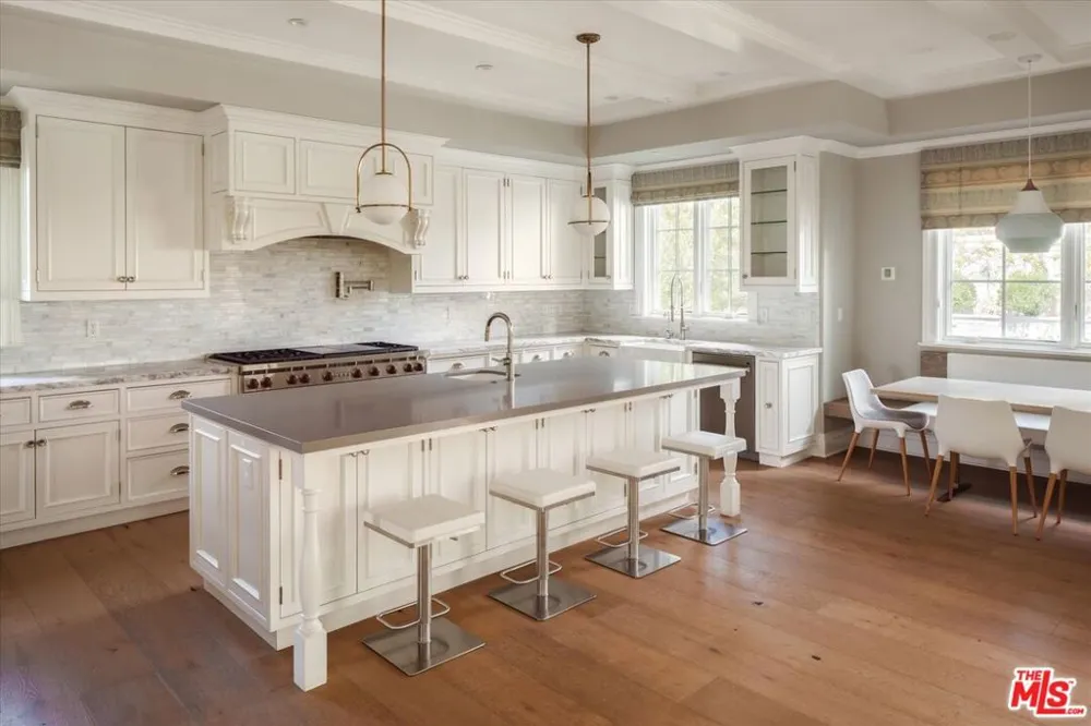14750 Bestor Boulevard Pacific Palisades, CA 90272