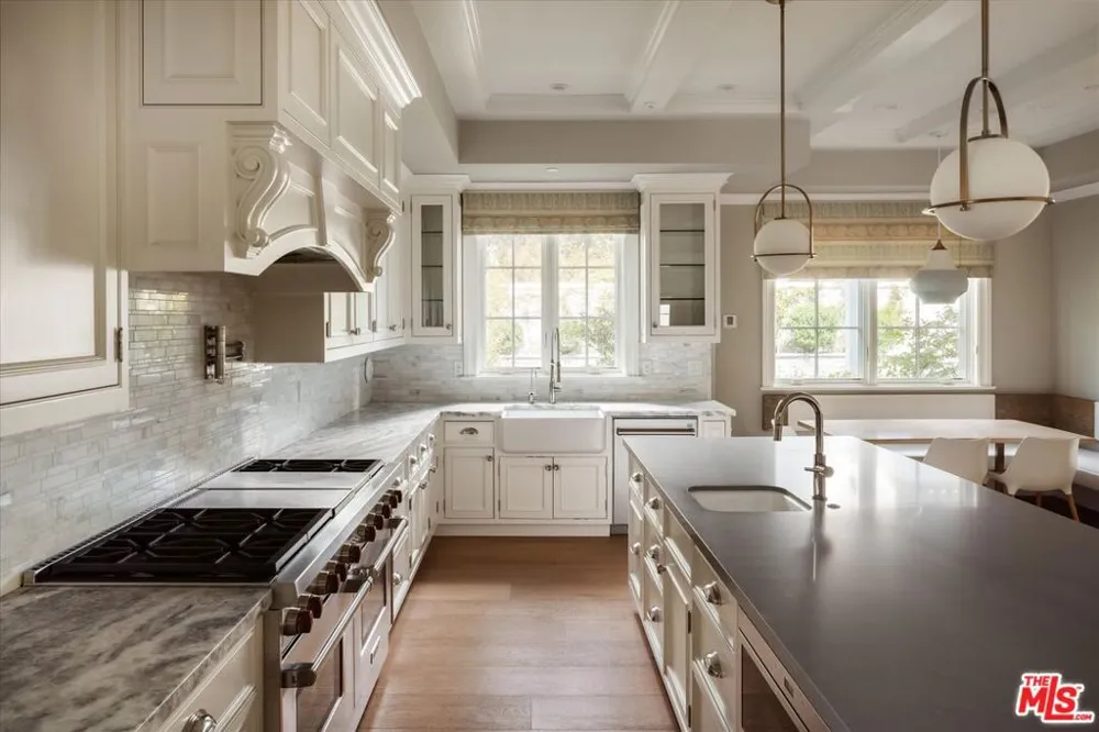 14750 Bestor Boulevard Pacific Palisades, CA 90272