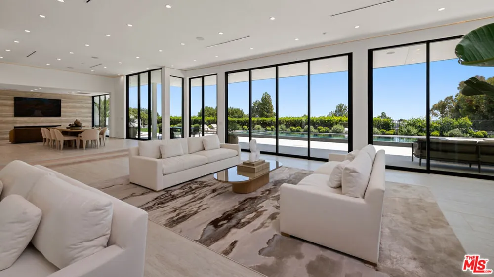 365 Trousdale Place Beverly Hills, CA 90210