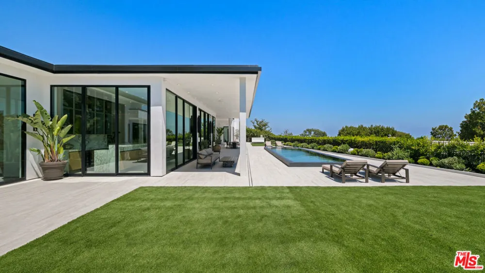 365 Trousdale Place Beverly Hills, CA 90210