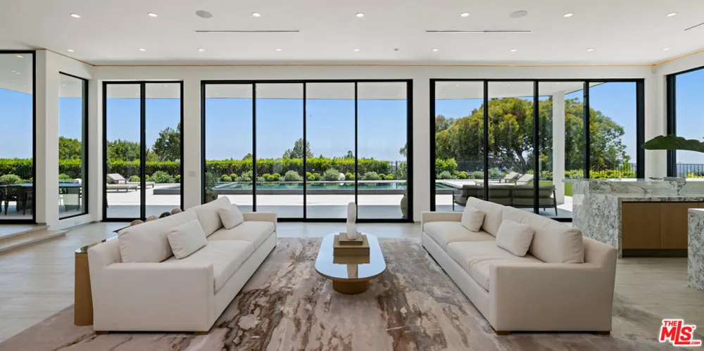 365 Trousdale Place Beverly Hills, CA 90210