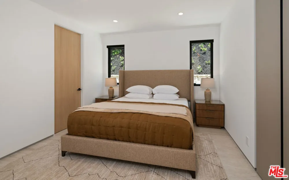 365 Trousdale Place Beverly Hills, CA 90210