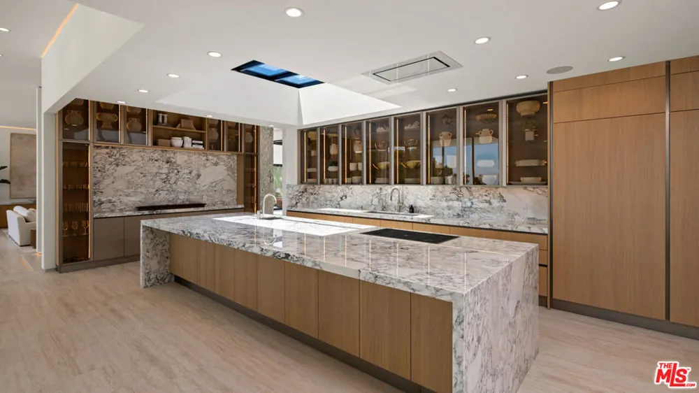 365 Trousdale Place Beverly Hills, CA 90210