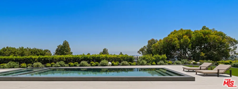 365 Trousdale Place Beverly Hills, CA 90210