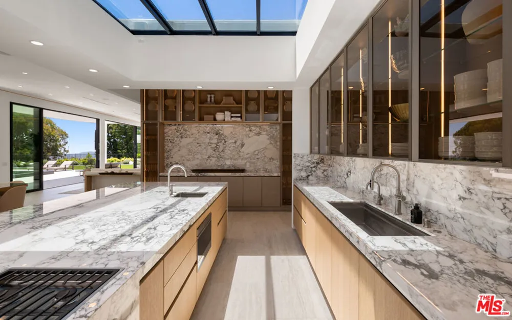 365 Trousdale Place Beverly Hills, CA 90210