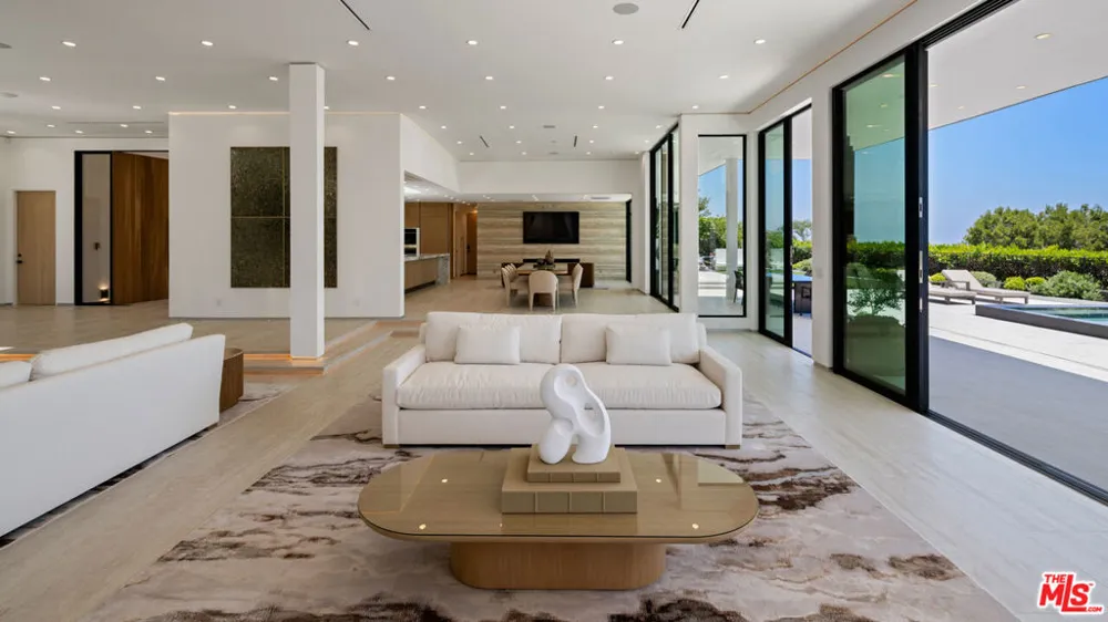 365 Trousdale Place Beverly Hills, CA 90210