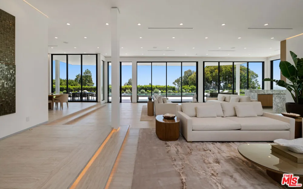 365 Trousdale Place Beverly Hills, CA 90210