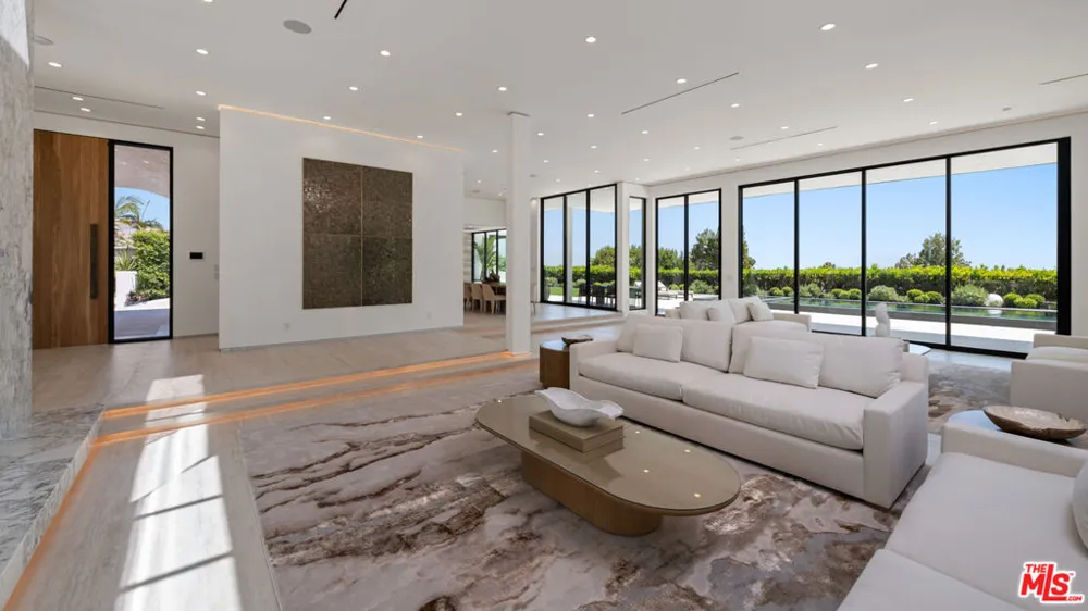 365 Trousdale Place Beverly Hills, CA 90210