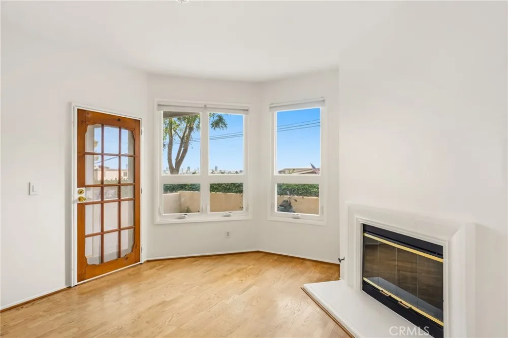 2600 E 20th Street #103A Signal Hill, CA 90755