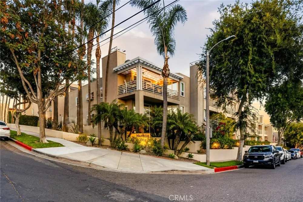 2600 E 20th Street #103A Signal Hill, CA 90755
