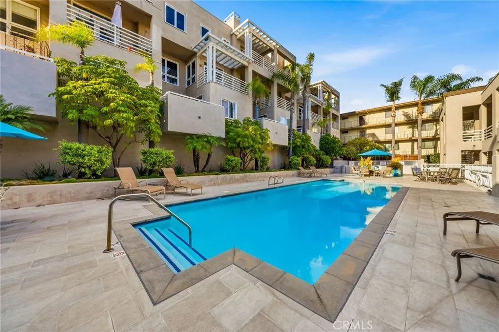 2600 E 20th Street #103A Signal Hill, CA 90755