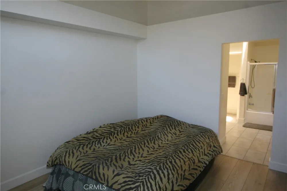 25141 La Jolla #F Laguna Niguel, CA 92677