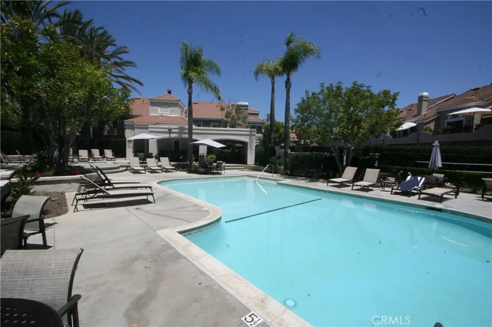 25141 La Jolla #F Laguna Niguel, CA 92677