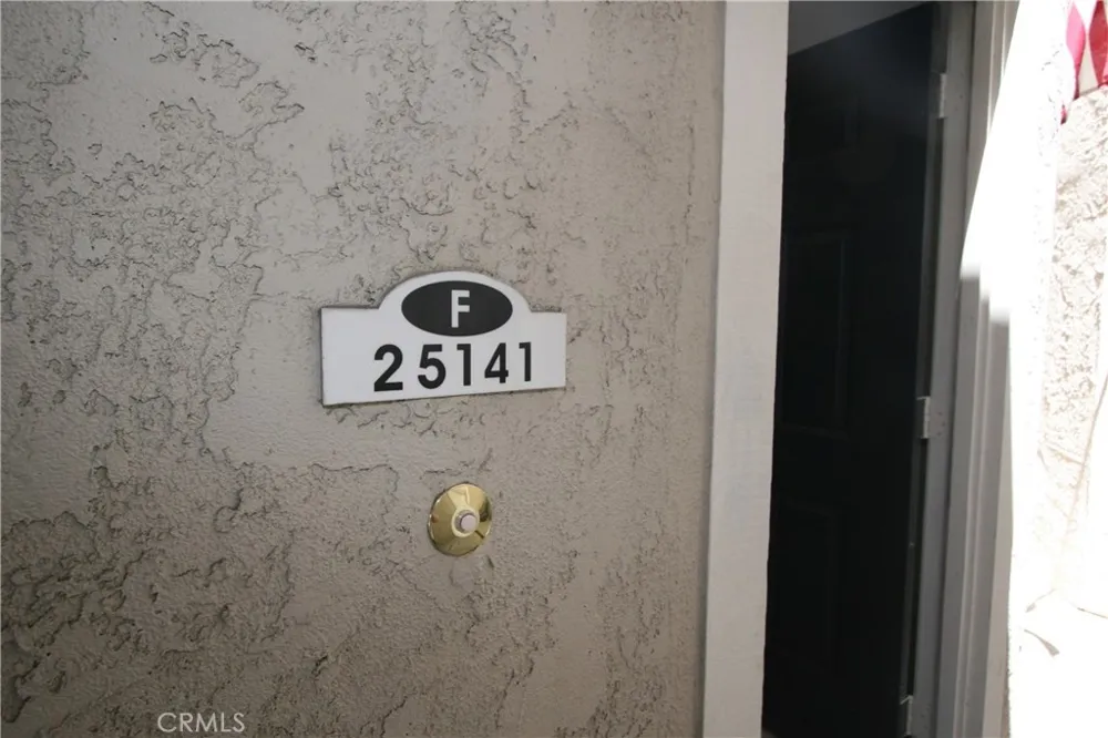 25141 La Jolla #F Laguna Niguel, CA 92677