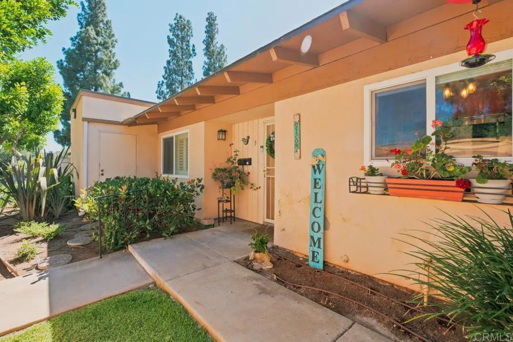 1218 Green Garden Dr #3 El Cajon, CA 92021