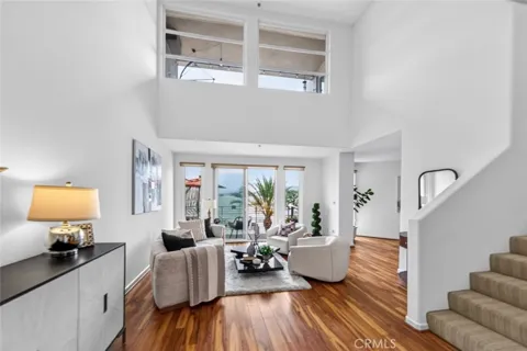 250 First Street #524