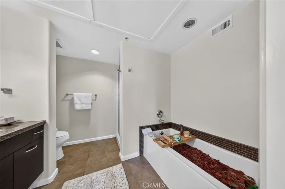 250 First Street #524 Burbank, CA 91502