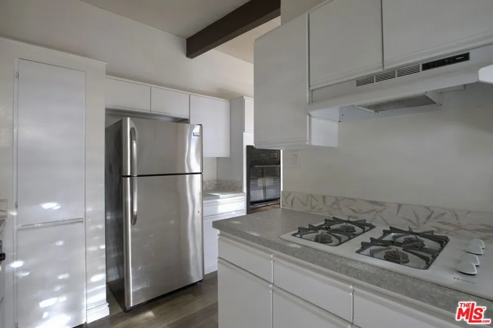 11133 ROSE AVENUE #12 Los Angeles, CA 90034