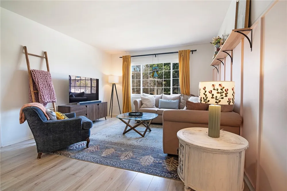 4030 Abourne Road #A Los Angeles, CA 90008