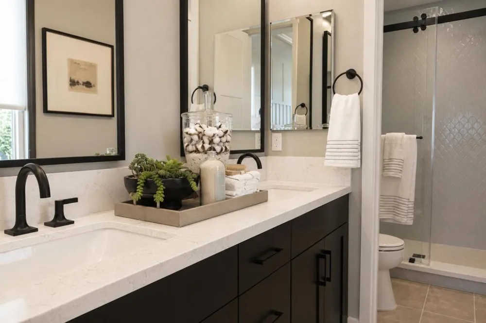 422 Acacia Avenue Palo Alto, CA 94306