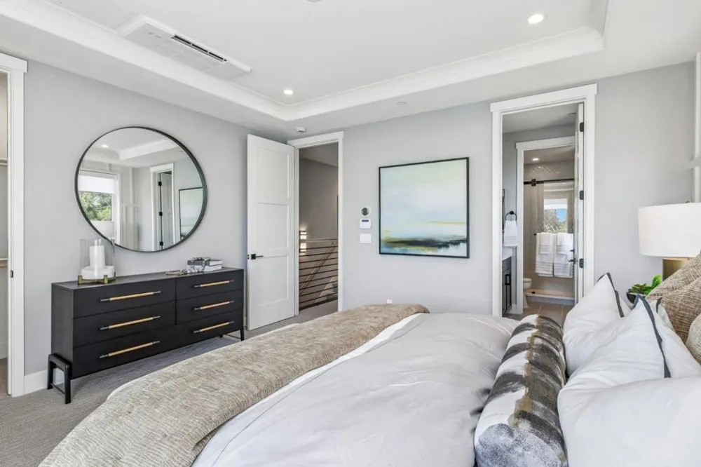 422 Acacia Avenue Palo Alto, CA 94306