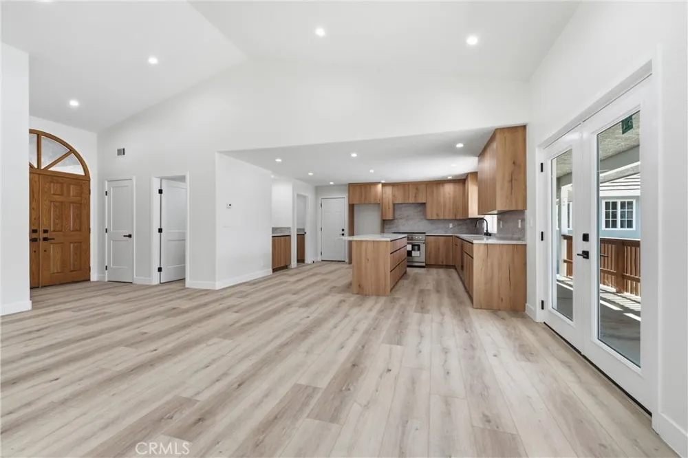 5653 Willow Avenue Rosamond, CA 93560
