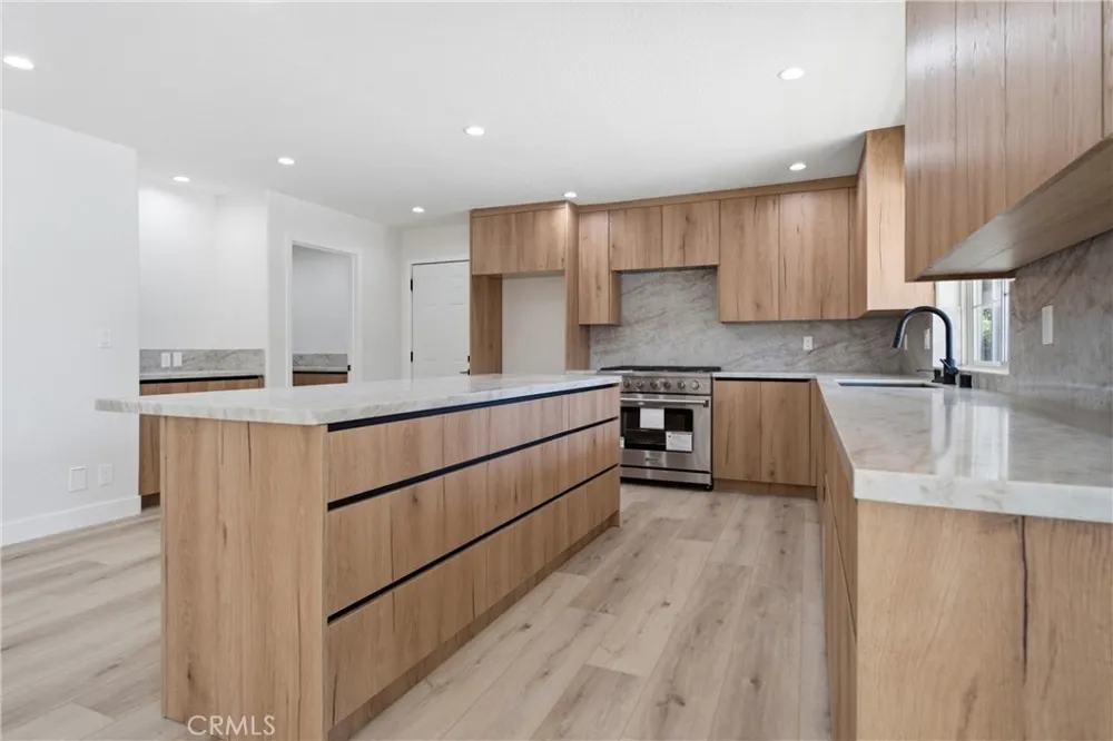 5653 Willow Avenue Rosamond, CA 93560