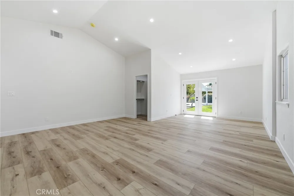 5653 Willow Avenue Rosamond, CA 93560