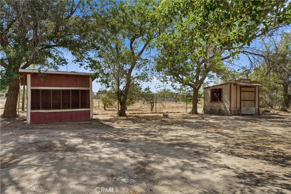 5653 Willow Avenue Rosamond, CA 93560