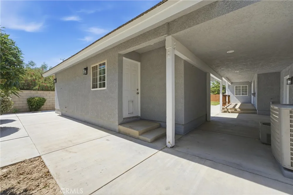 5653 Willow Avenue Rosamond, CA 93560