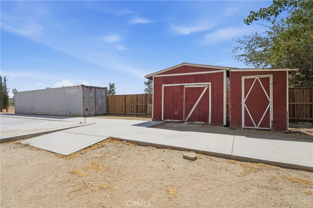 5653 Willow Avenue Rosamond, CA 93560