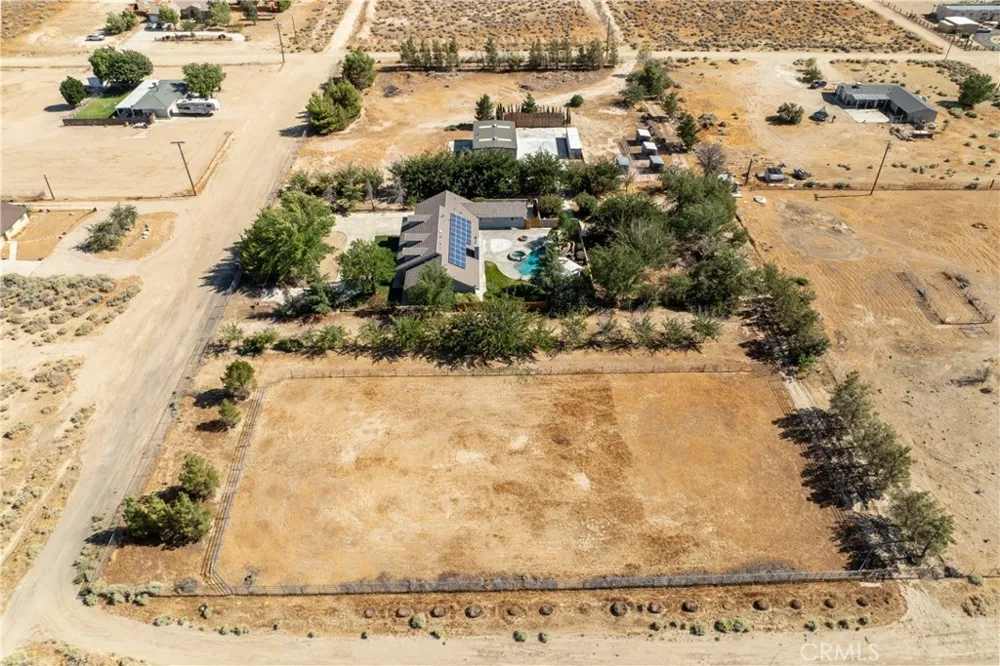 5653 Willow Avenue Rosamond, CA 93560
