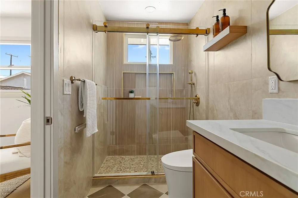 12091 Blackmer Garden Grove, CA 92845
