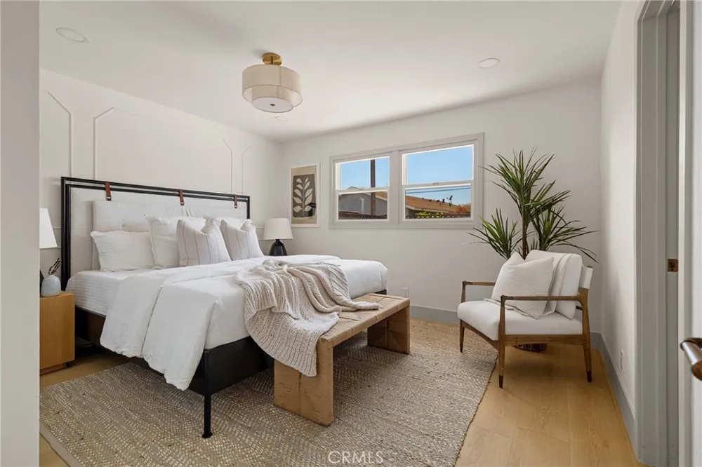 12091 Blackmer Garden Grove, CA 92845