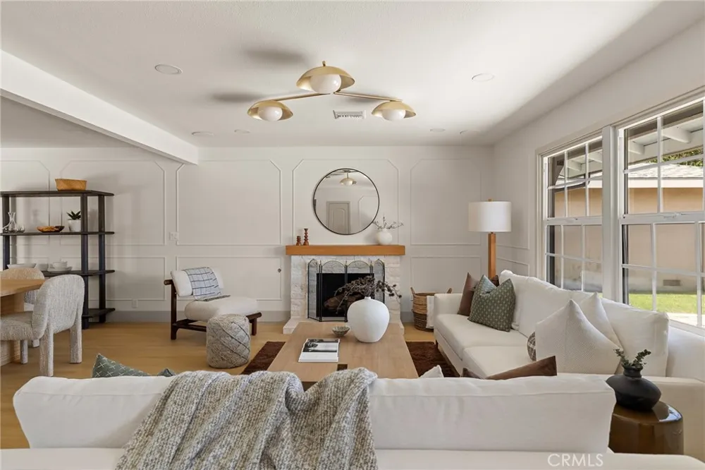 12091 Blackmer Garden Grove, CA 92845