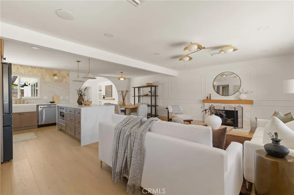 12091 Blackmer Garden Grove, CA 92845