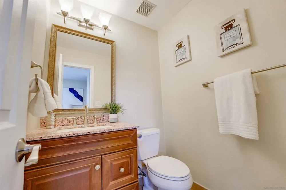 188 S Lincoln Ave #3 El Cajon, CA 92020