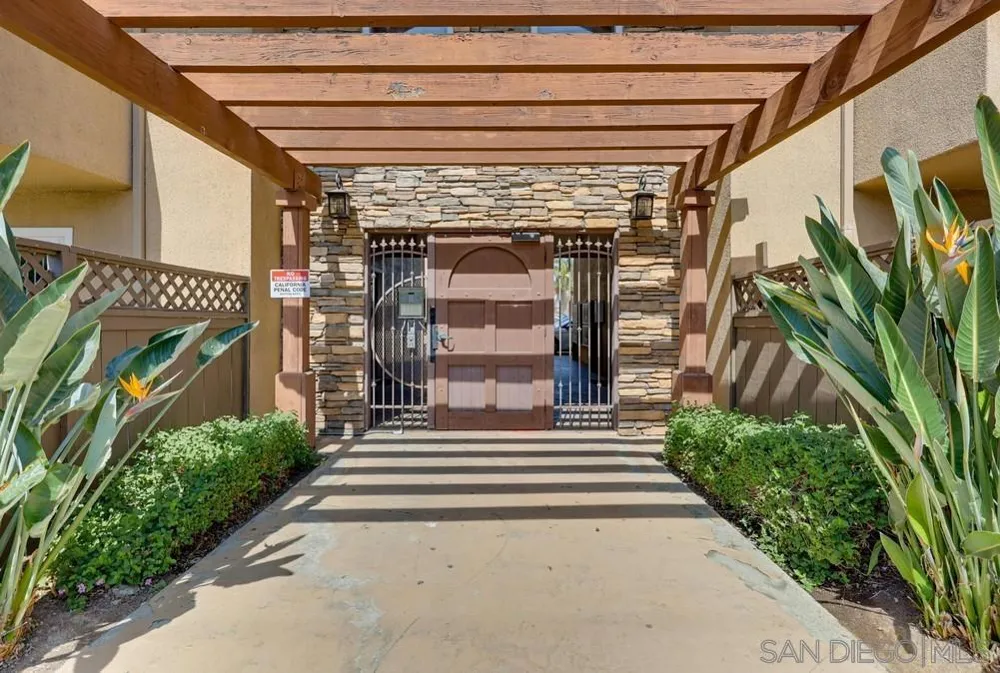 188 S Lincoln Ave #3 El Cajon, CA 92020