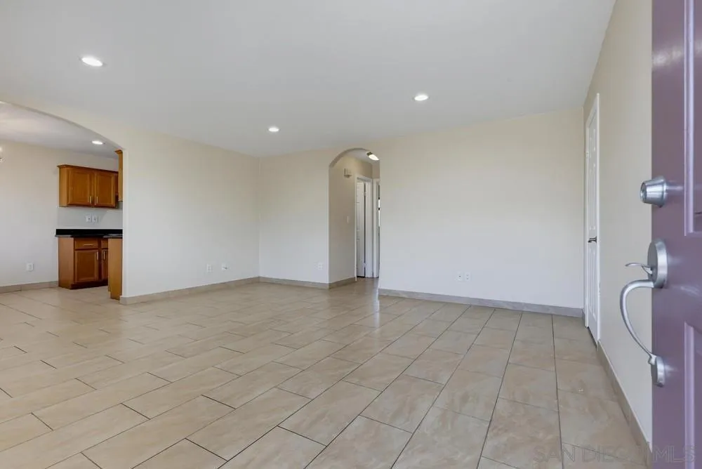 188 S Lincoln Ave #3 El Cajon, CA 92020