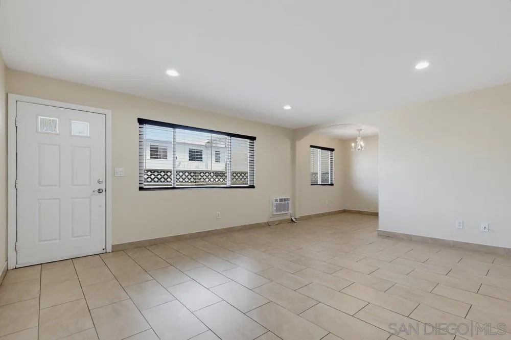 188 S Lincoln Ave #3 El Cajon, CA 92020