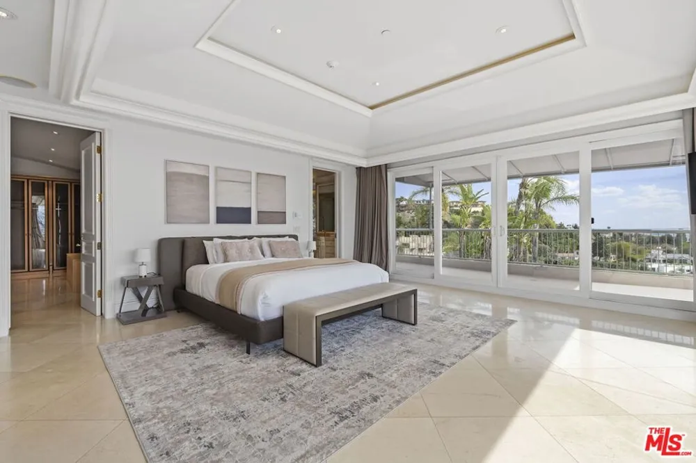 360 TROUSDALE PLACE Beverly Hills, CA 90210
