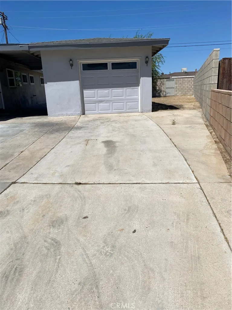15118 Prado Court Victorville, CA 92395