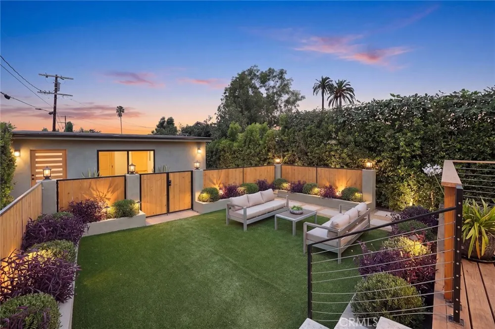 225 Branch Highland Park, CA 90042