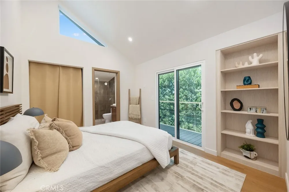 225 Branch Highland Park, CA 90042