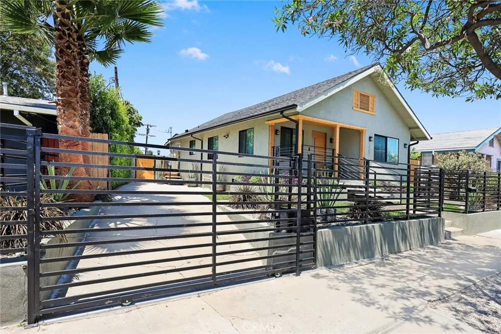 225 Branch Highland Park, CA 90042